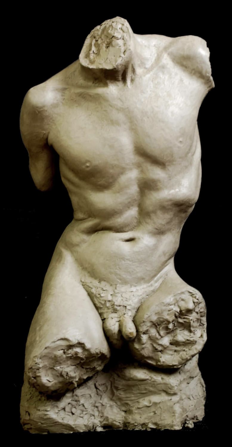 E2501S008-figure-sculpture-laura-postle